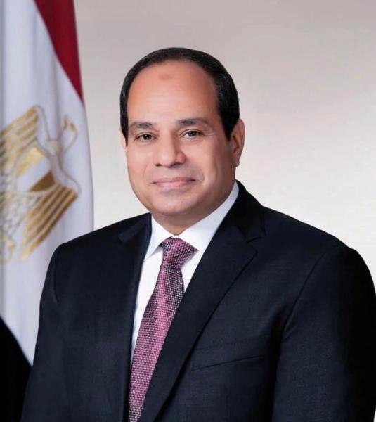 رئيس جامعة القاهرة يهنئ الرئيس عبد الفتاح السيسي بالتقدم الجديد لجامعة القاهرة في تصنيف QS البريطاني