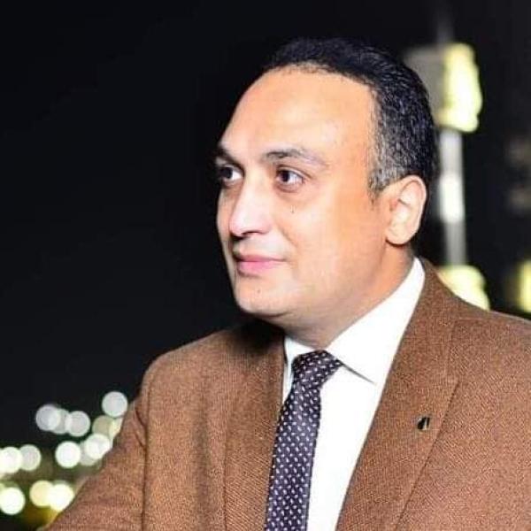 شعبان عبدالحميد ومؤسسة فرحة الإعلامية يهنئون البروفسير  شريف الزناتى بعيد ميلاده