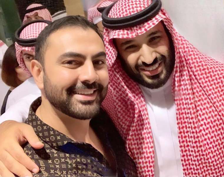 محمد كريم يجمع بين هوليوود والملوك في إحتفالية أعياد الميلاد