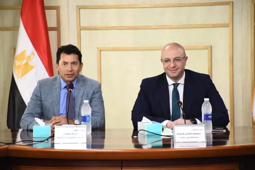 وزير الشباب والرياضة يلتقي بأعضاء مجلسي النواب والشيوخ بمحافظة بني سويف