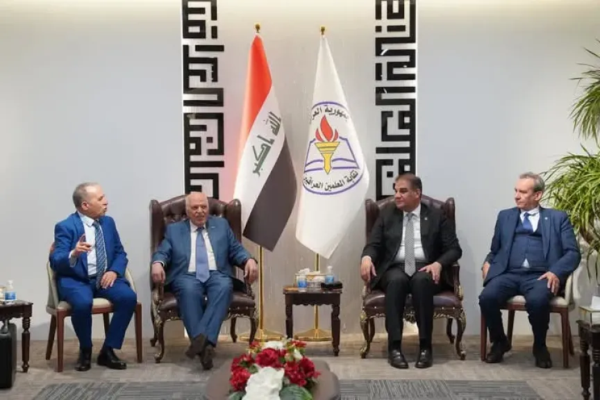 ” خلف الزناتي ” نقيب المعلمين بمصر ورئيس اتحاد المعلمين العرب يفتتح اجتماع المعلمين العرب بدولة العراقيين الشقيق