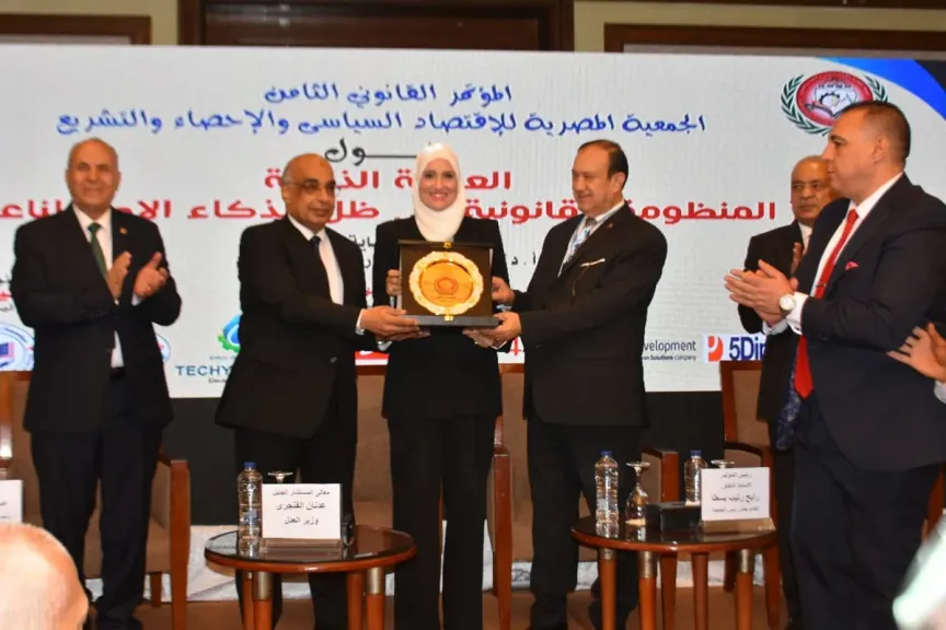رئيس هيئة النيابة الإدارية يشهد افتتاح المؤتمر القانوني الثامن بحضور وزير العدل