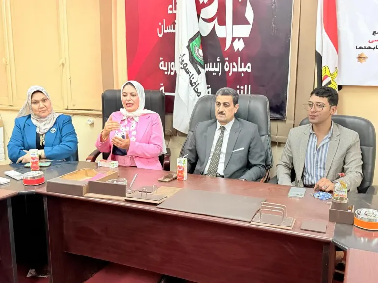 تفعيل مبادرة ( رؤية شبابية) من خلال أمانة علاقات حكومية وأمانة شباب حزب مستقبل وطن بسوهاج