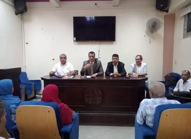 برامج تدريبية لمعلمى المرحلة الابتدائية بسوهاج على المنهج المطور الجديد لماده اللغه العربيه