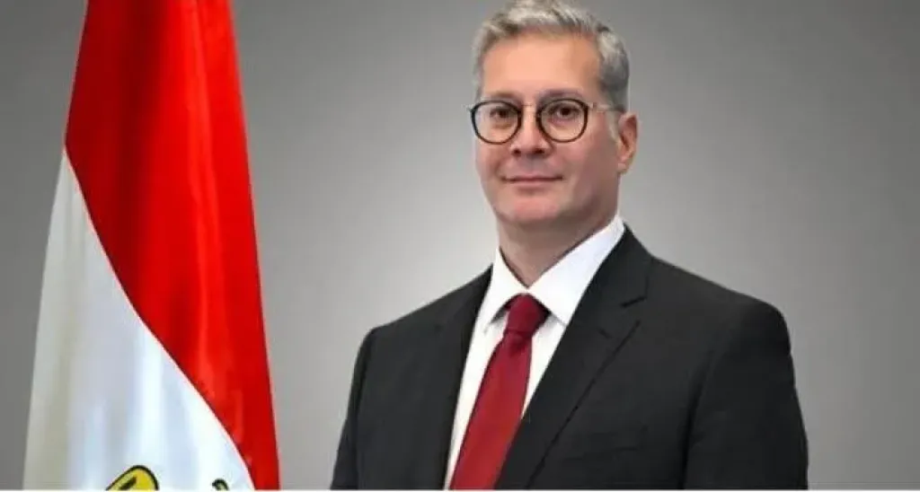وزير البترول صوت العاملين وقلب ينبض بمعاناتهم