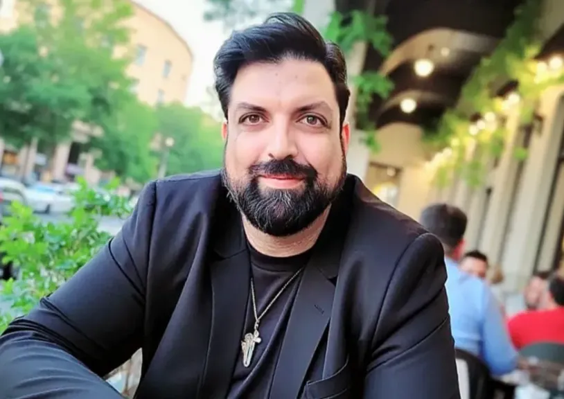 رسائل قلب لا ينام: صوت إنساني جديد للدكتور نذير الكاتب
