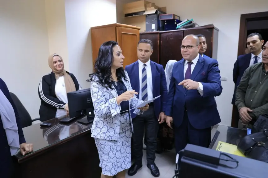 وزيرة التضامن الاجتماعي تتابع أعمال الإدارة العامة للرعاية المؤسسية والأسرية وزيرة التضامن الاجتماعي تتابع أعمال الإدارة العامة للرعاية المؤسسية والأسرية