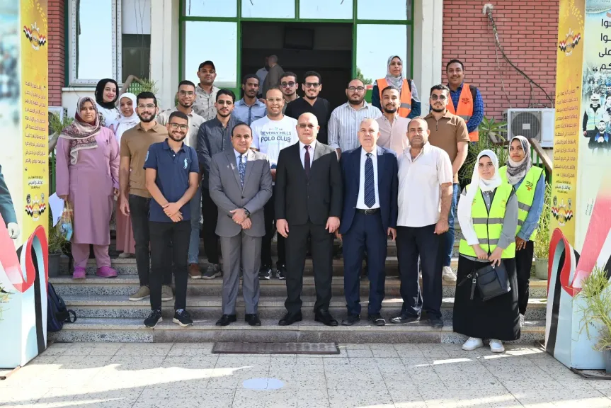بالصور : جامعة سوهاج بالتعاون مع ” حياة كريمة ” تفحص ٤٢٩... بالصور : جامعة سوهاج بالتعاون مع ” حياة كريمة ” تفحص ٤٢٩ مريض بقرية نيدة بسوهاج