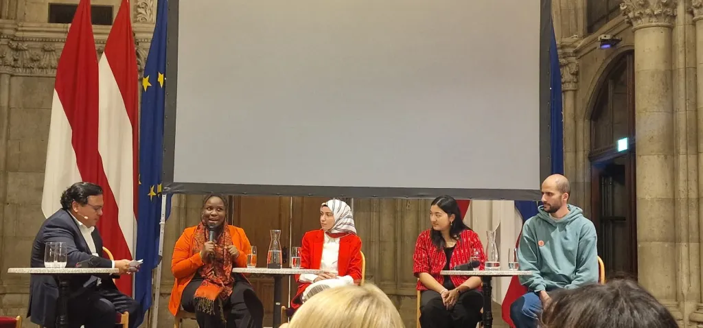 بدعوة من إدارة الإندماج بفيينا.. مؤسسة آيات خليفة تحيي رسالة “القيم المشتركة”