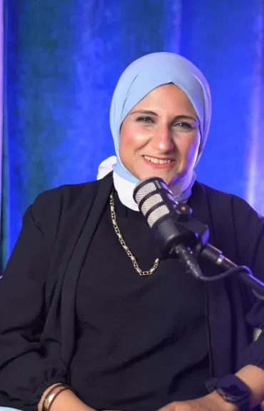 دكتوره رباب محمد … الحكاية اللي بدأت تهدف، قررت إنها تغير مسار ناس كتير في عالم التسويق.