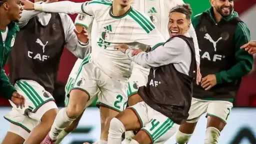 عادل بولبينة رجل مباراة الجزائر والكونغو الديمقراطية.