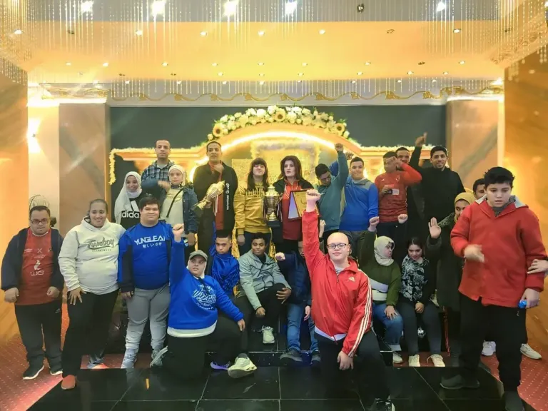 تكريم ابطال مركز شباب حلميه الزيتون لحصولهم علي بطوله كأس مصر.