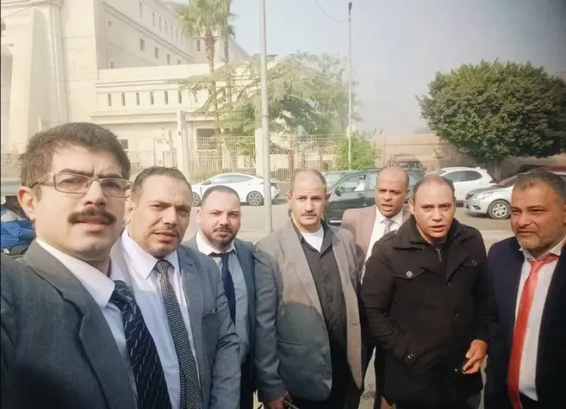 الأسرة المصرية في مهب القانون .... صدام دستوري حول حضانة الأطفال