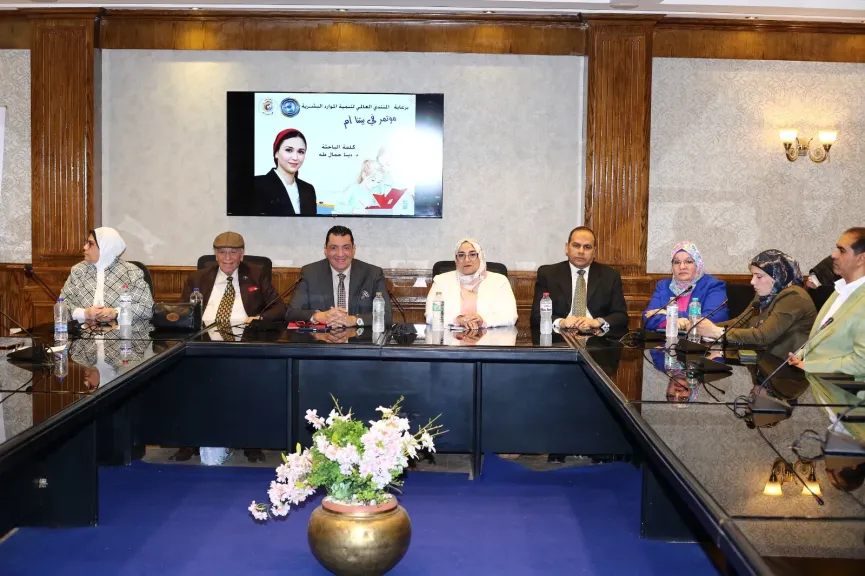 الدكتورة أمراء طه تُبدع في تنظيم مؤتمر ”في بيتنا أم” احتفاءً بعظمة الأم المصرية