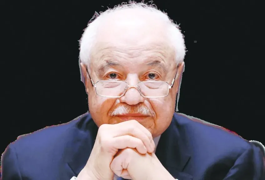 طلال أبوغزالة يكتب: الحروب تكتب نهاية التعليم التقليدي