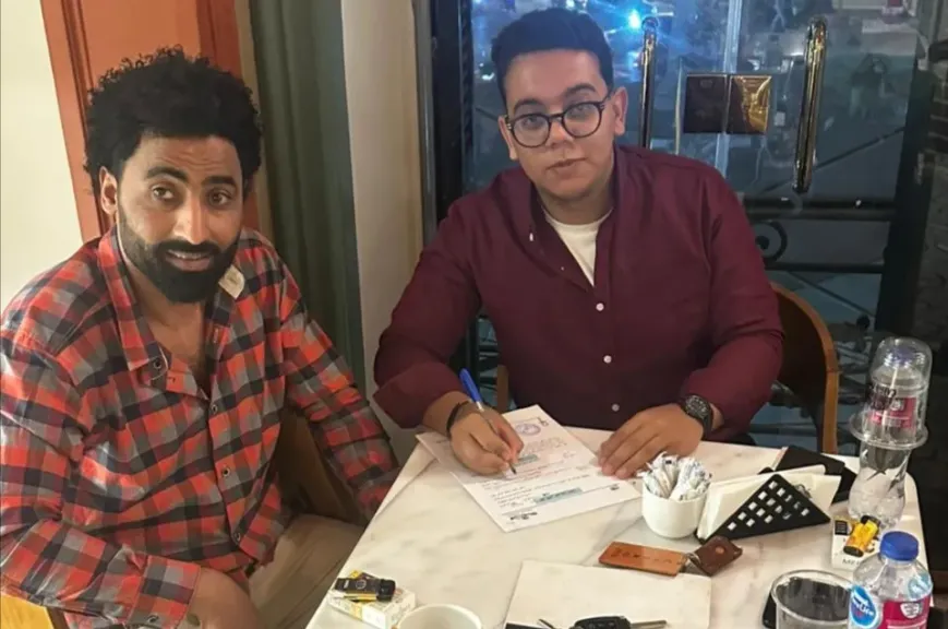 الفنان أحمد الهواري يشارك في مسلسل ذا فويس الحارة