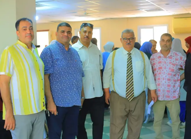 مؤسسة فرحة الإعلامية تواكب نجاح اليوم الأول من القافلة الطبية المجانية بنادي المراغة الرياضي