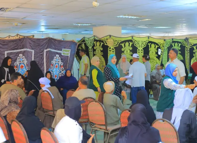 مؤسسة فرحة للتنمية والأعمال الخيرية تهنئ مؤسسة الفرقان وجمعية ضي القمر بنجاح اليوم الأول للقافلة الطبية الكبرى بنادي المراغة الرياضي